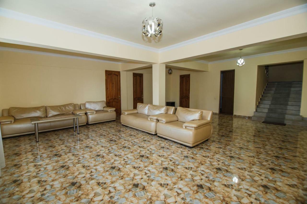 Hotel Ararat Gonio Zewnętrze zdjęcie